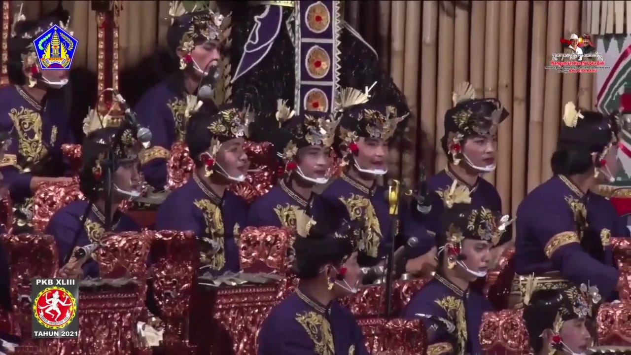 Parade Gong Kebyar Dewasa PKB XLIII Duta Kabupaten Buleleng dan Bangli Tampilkan Kekhasan Daerah Masing-masing