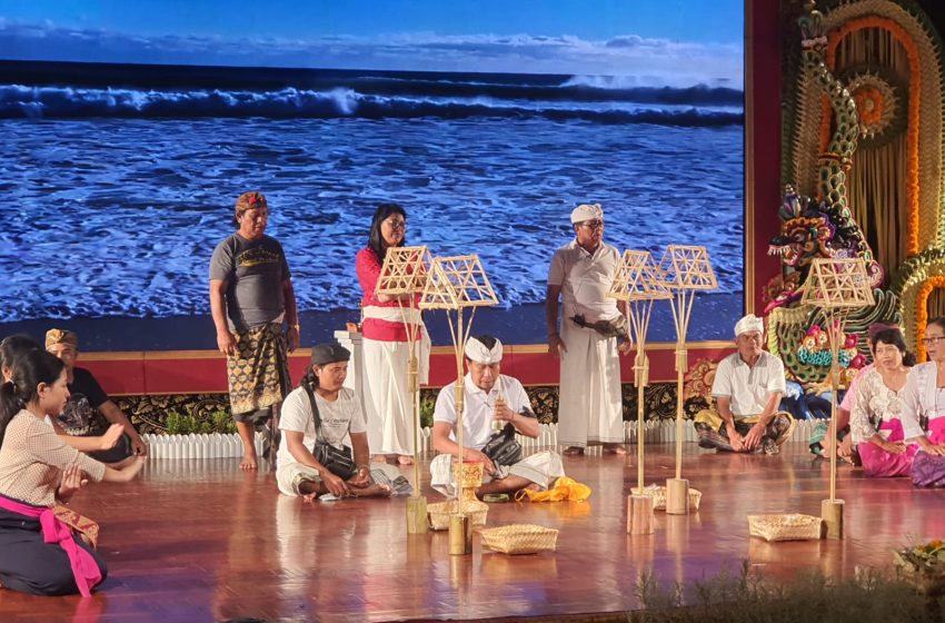  Paguyuban Peduli Drama Gong Lawas Sajikan “Pangruatan Gering Sasab Mrana” di Penghujung Bulan Bahasa Bali 2023.
