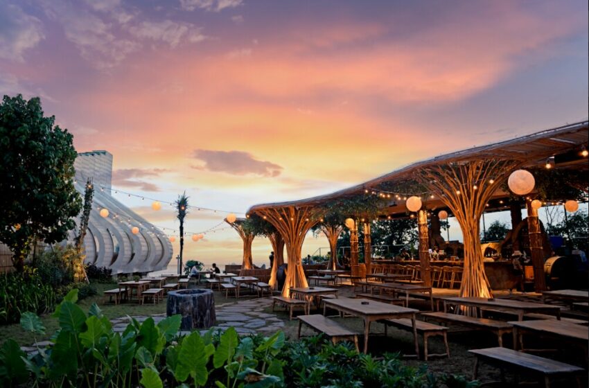  LUNA Beer Garden, Pengalaman Kuliner Unik di Puncak Tebing