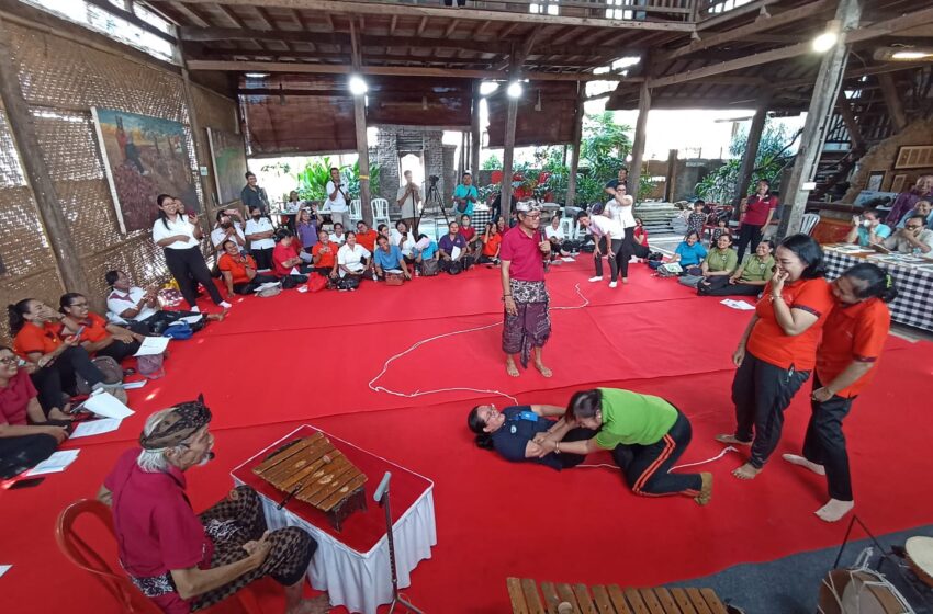  “Godog-Godogan, Keranjang Duren, Kedis-Kedisan, Kul Kuk dan Sepit-Sepitan”.  Lima Jenis Permainan Tradisional Ciptaan Made Taro Sebagai Materi Workshop Serangkaian Rare Bali Festival 2024.