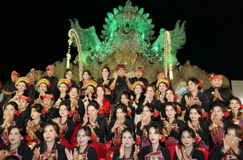  Tiga Gong Kebyar, Uji Nyali di Pembukaan PKB XLVII Kabupaten Tabanan