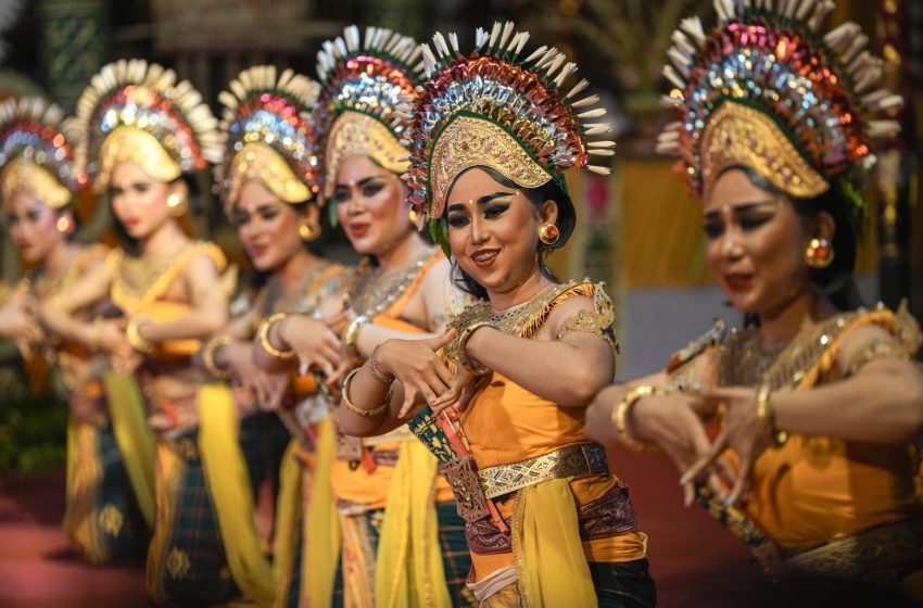  Muda Mudi Tanjung Benoa Majangeran di Pesta Seni, Ajak Orangtuanya Bernostalgia
