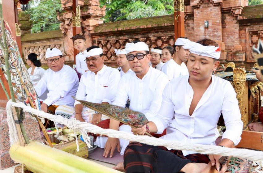 Rahina Tumpek Wayang: Pentaskan Wayang Lemah di Pura Agung Jagatnatha