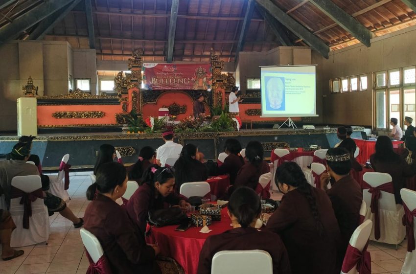  Prof. Dr. I Made Bandem di Seminar Budaya Bulfest 2025: Topeng Buleleng Memiliki Karakter Lebih Tegas