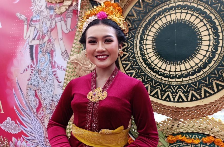 Ni Luh Putu Linda Jessica Maharani: Juara I Lomba Dharmawacana Berbahasa Bali UDG 2025, Cinta Dharmawacana Sejak SMA